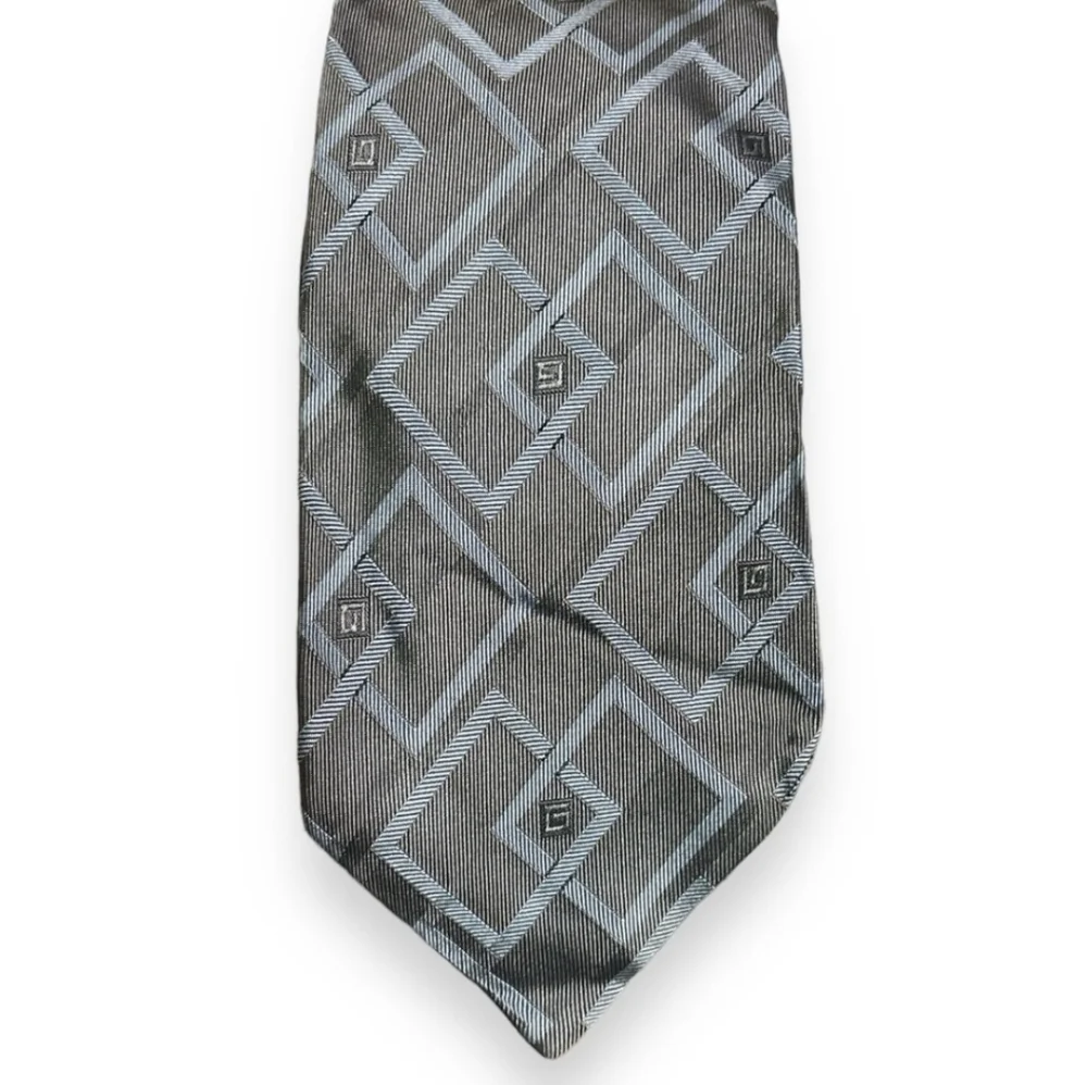 GUCCI Woven Jacquard Silk Tie Grey & Light Blue Interlocking Squares